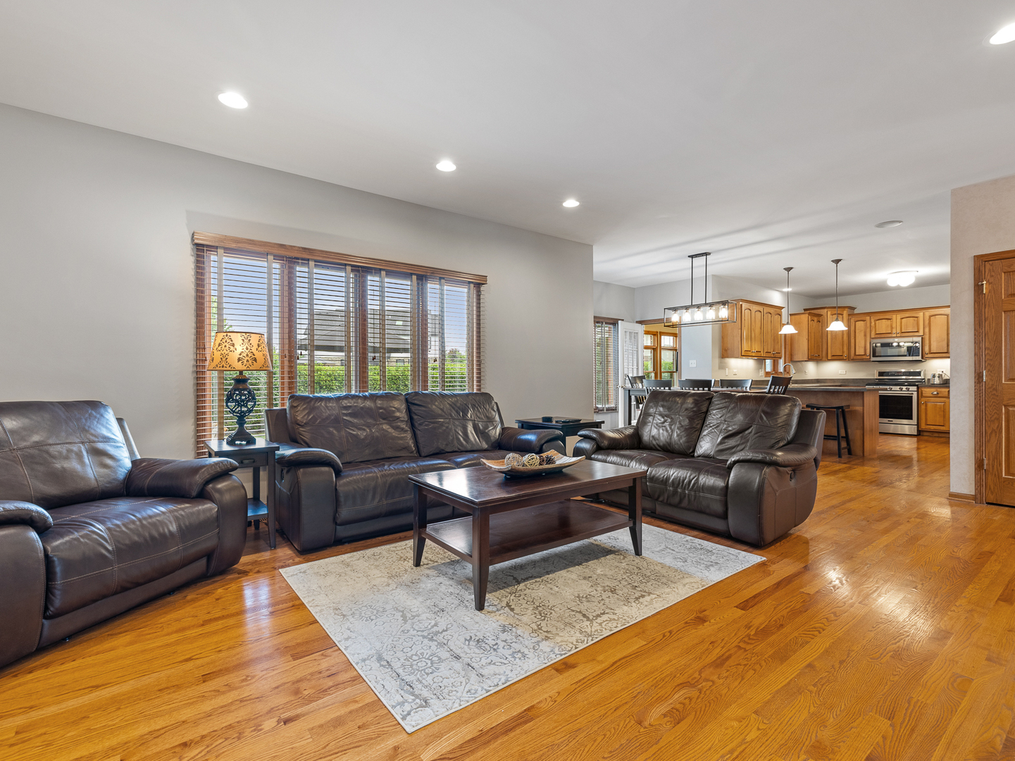 8530 Radcliffe Road, Tinley Park, IL 60487