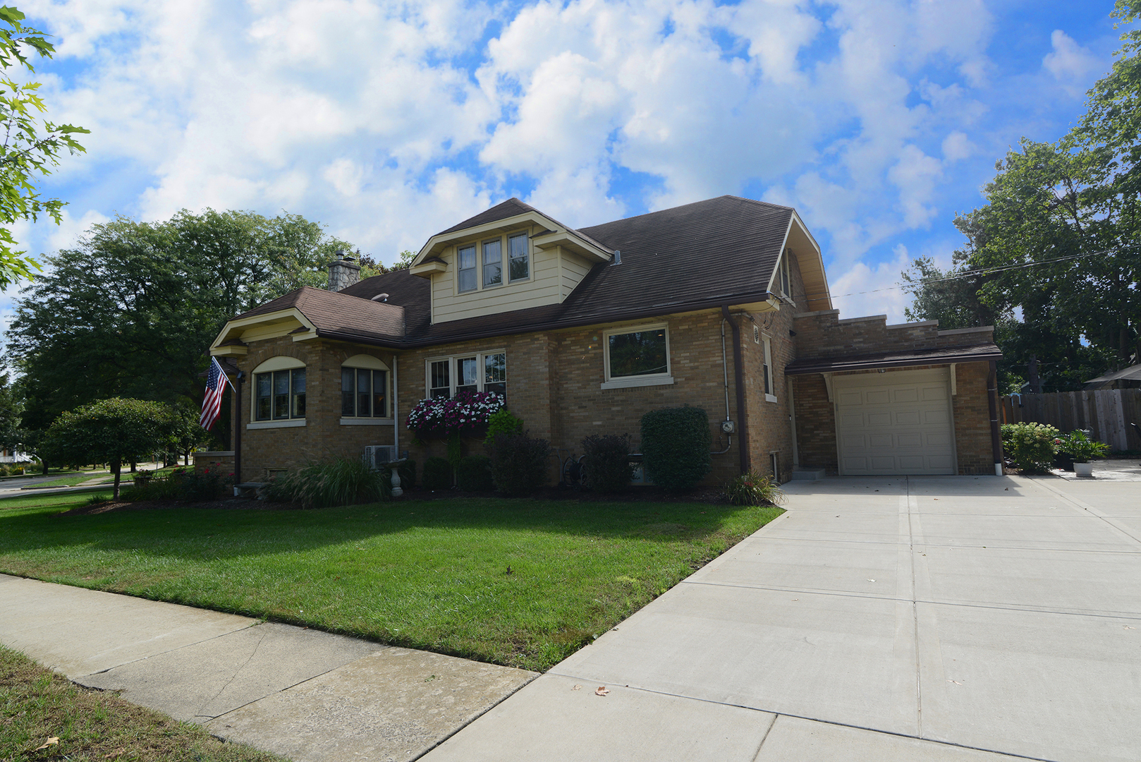 200 Fulton Street, West Chicago, IL 60185