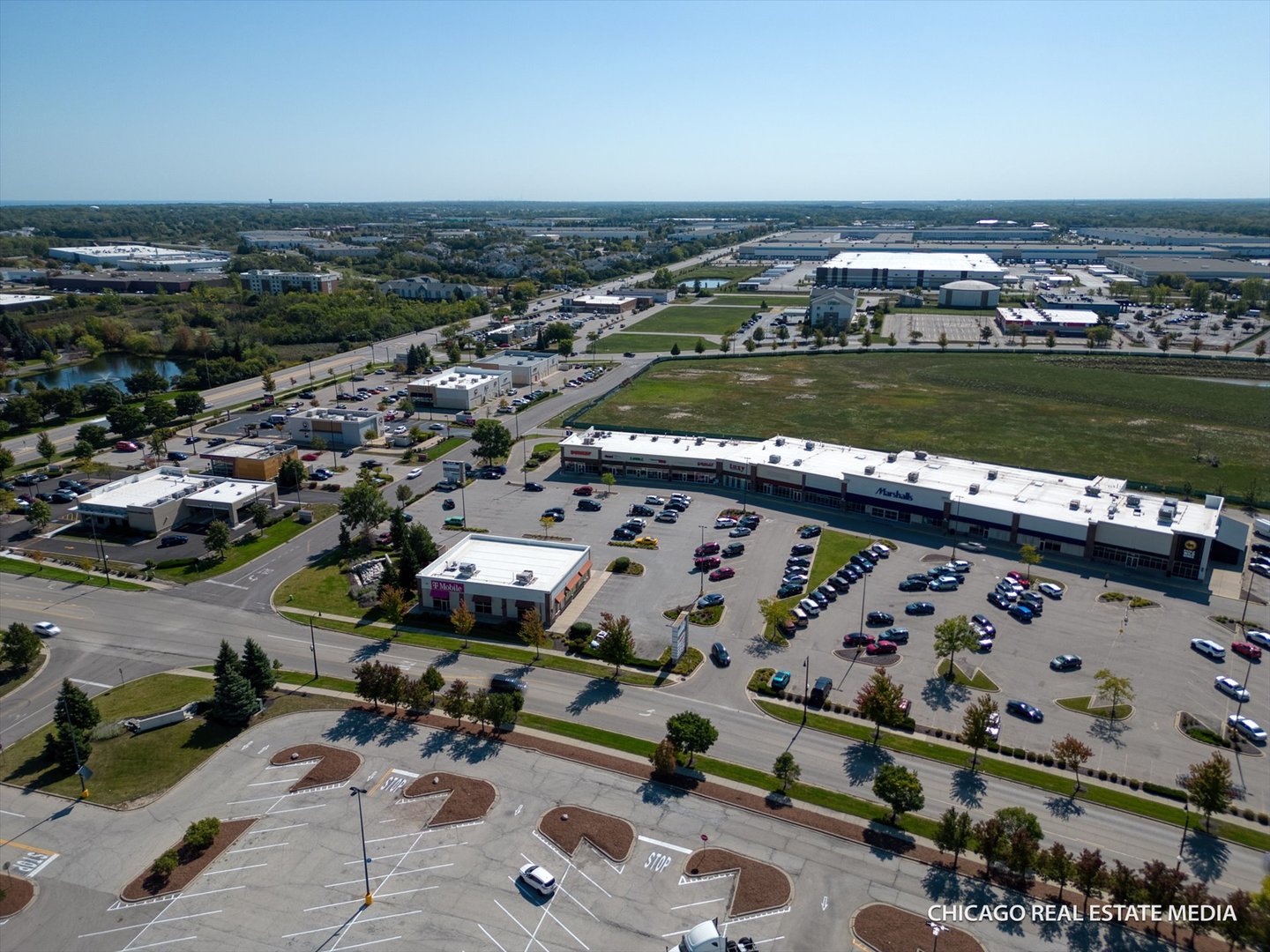 1102 S Oplaine Road, Gurnee, IL 60031