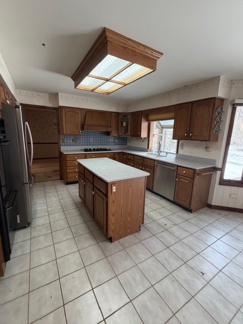 1102 S Oplaine Road, Gurnee, IL 60031