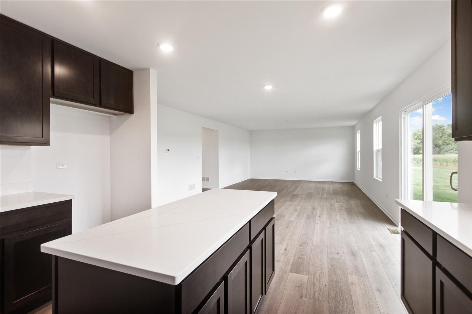 1759 Breton Avenue, North Aurora, IL 60542