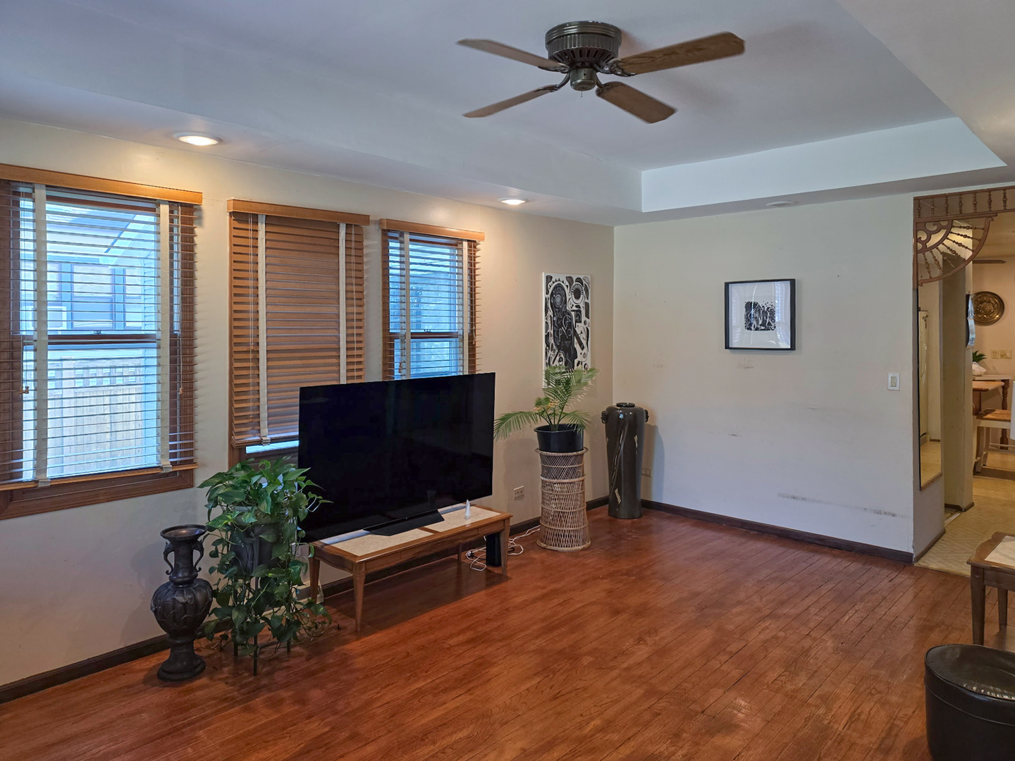 206 S Adams Street, Westmont, IL 60559