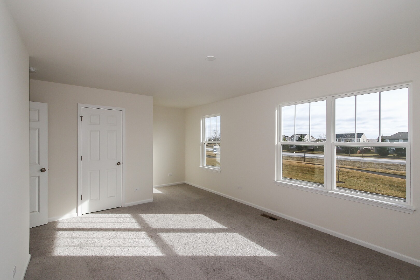 516 Endicott Road, South Elgin, IL 60177