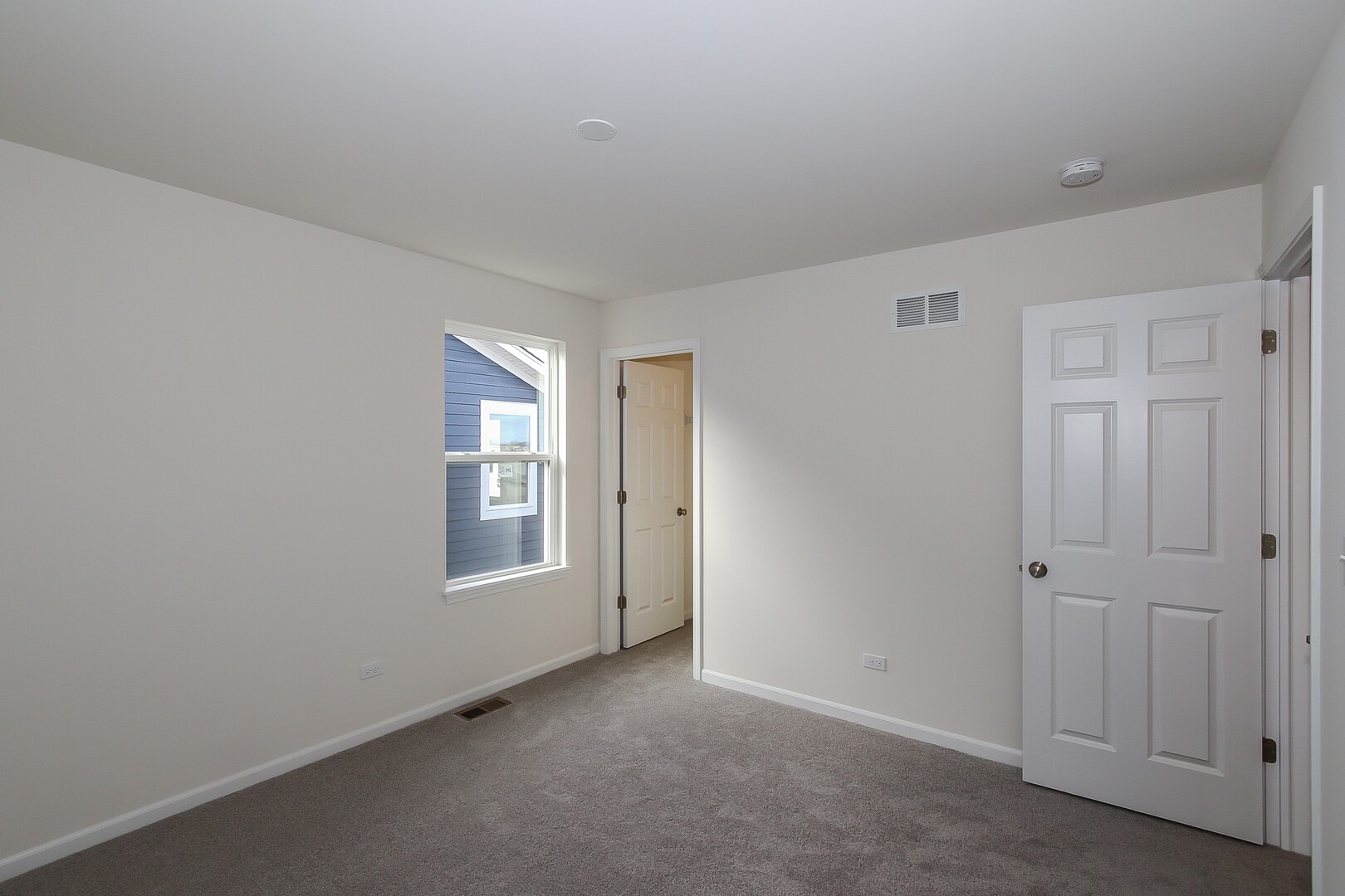 516 Endicott Road, South Elgin, IL 60177