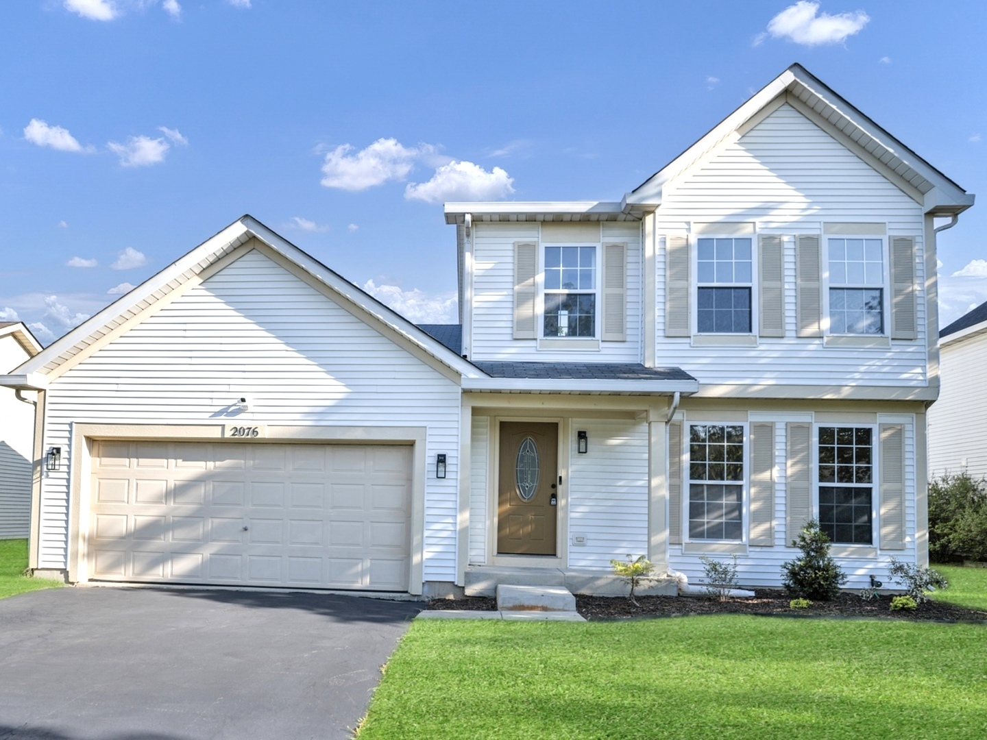 2076 Whitmore Drive, Romeoville, IL 60446
