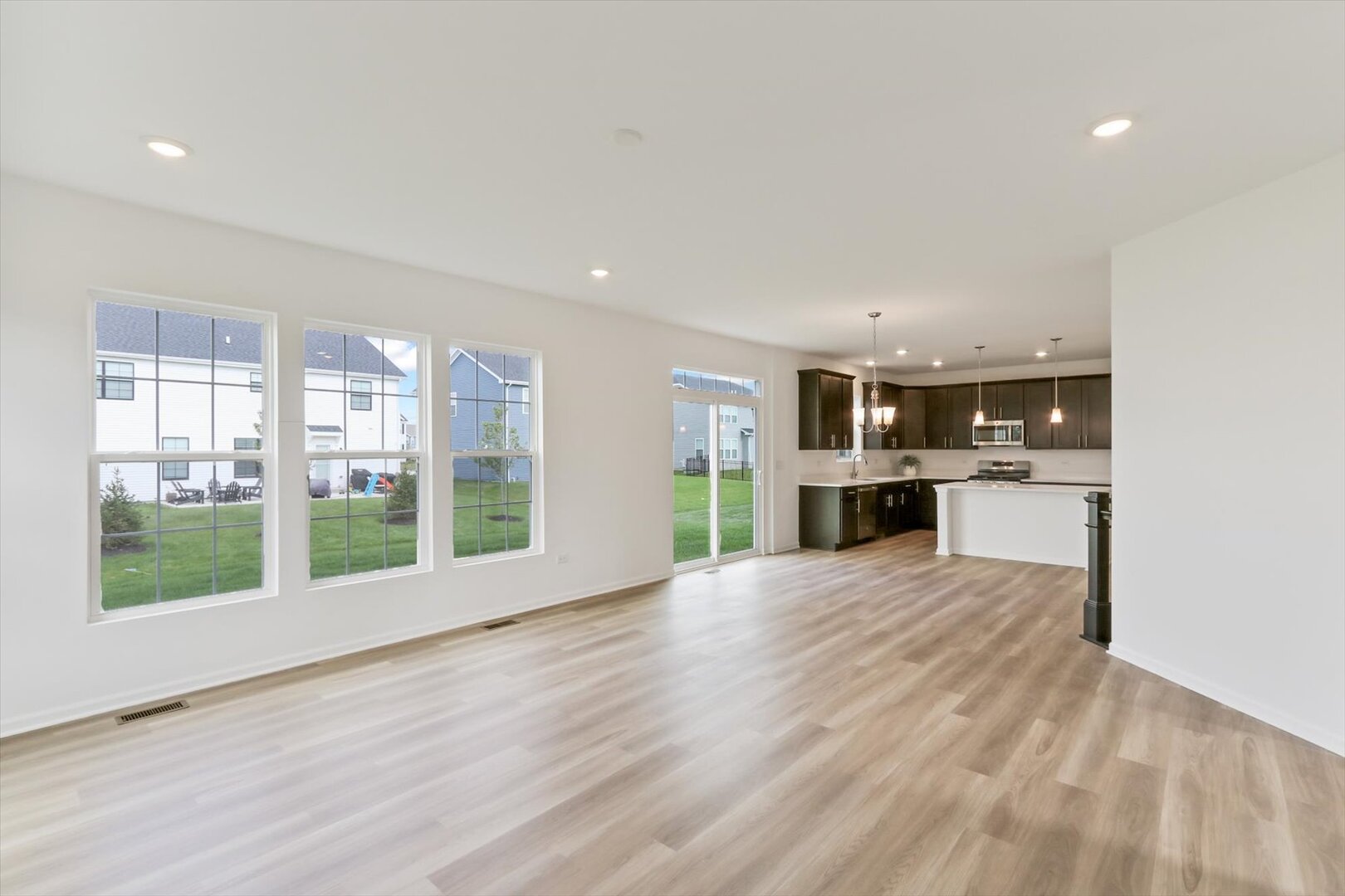 11391 Saxony Street, Huntley, IL 60142