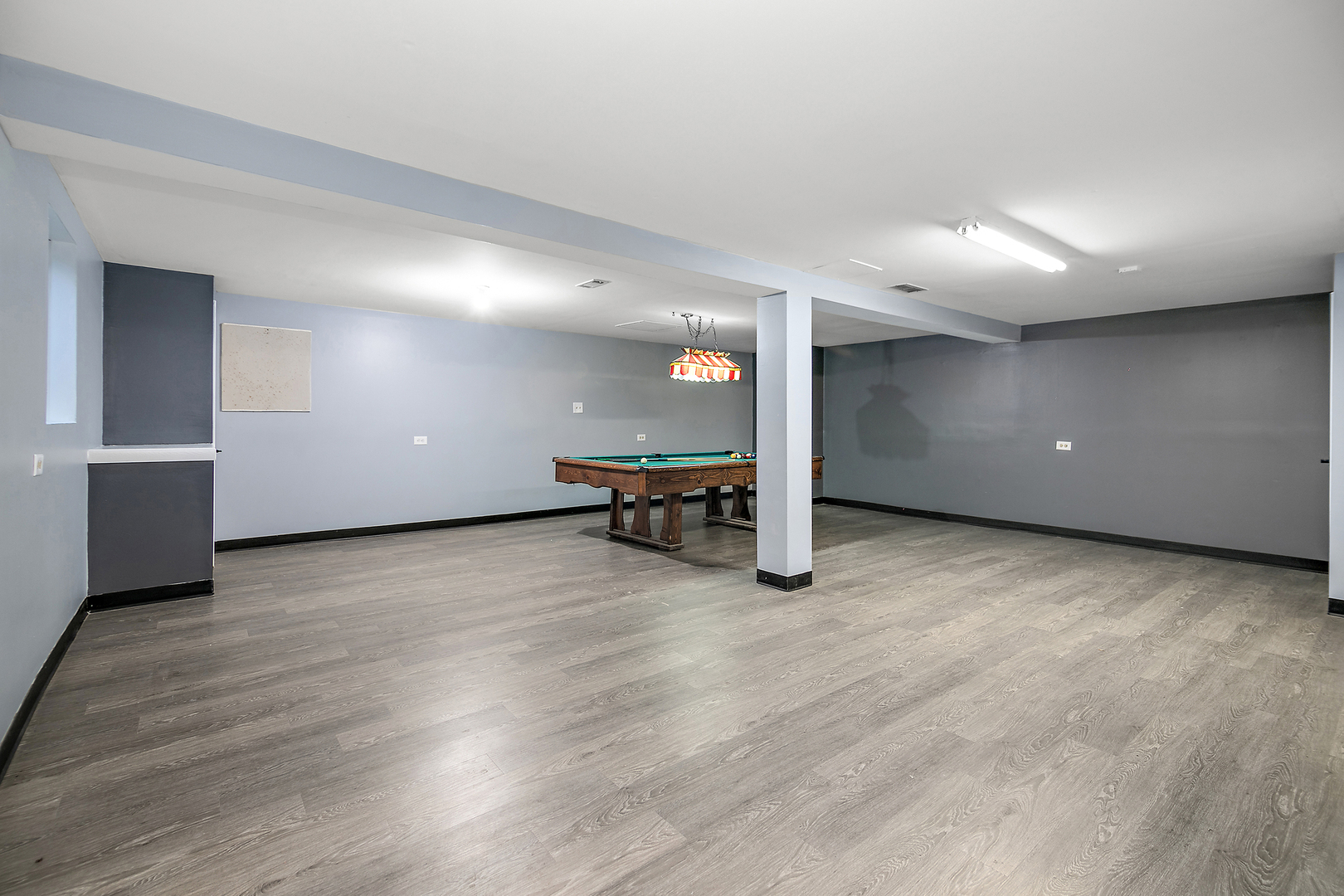 16705 Paxton Avenue, Tinley Park, IL 60477