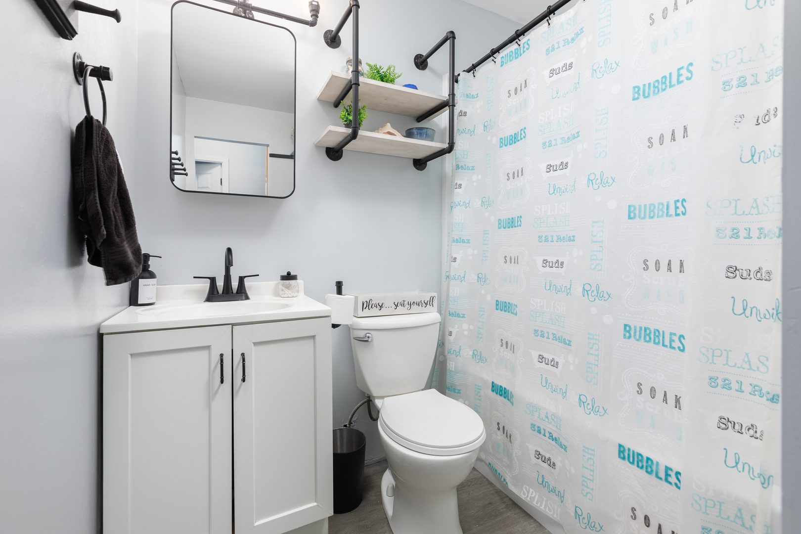 121 E Briarwood Drive, Streamwood, IL 60107