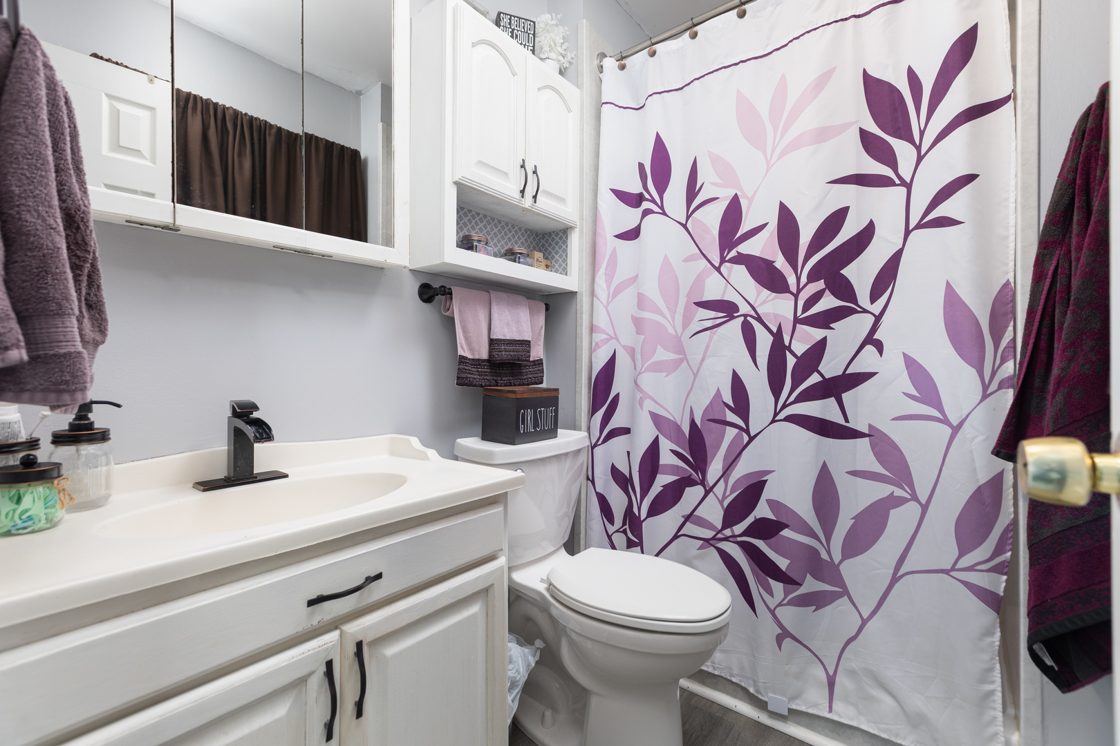 121 E Briarwood Drive, Streamwood, IL 60107