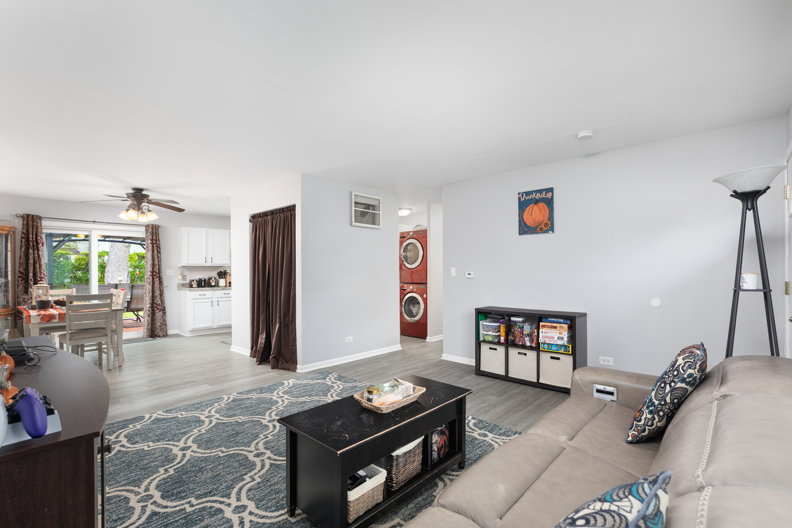 121 E Briarwood Drive, Streamwood, IL 60107