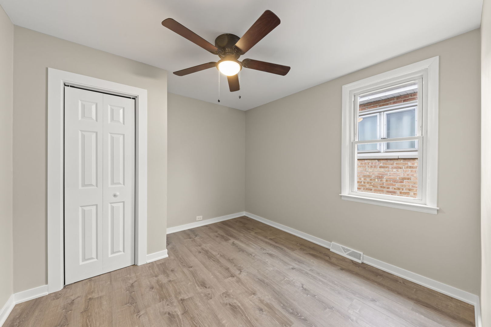 5817 W 64th Street, Chicago, IL 60638