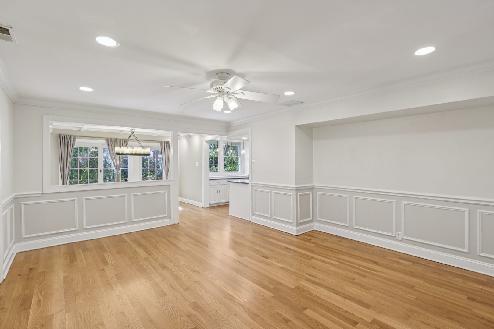 6619 Palma Lane, Morton Grove, IL 60053