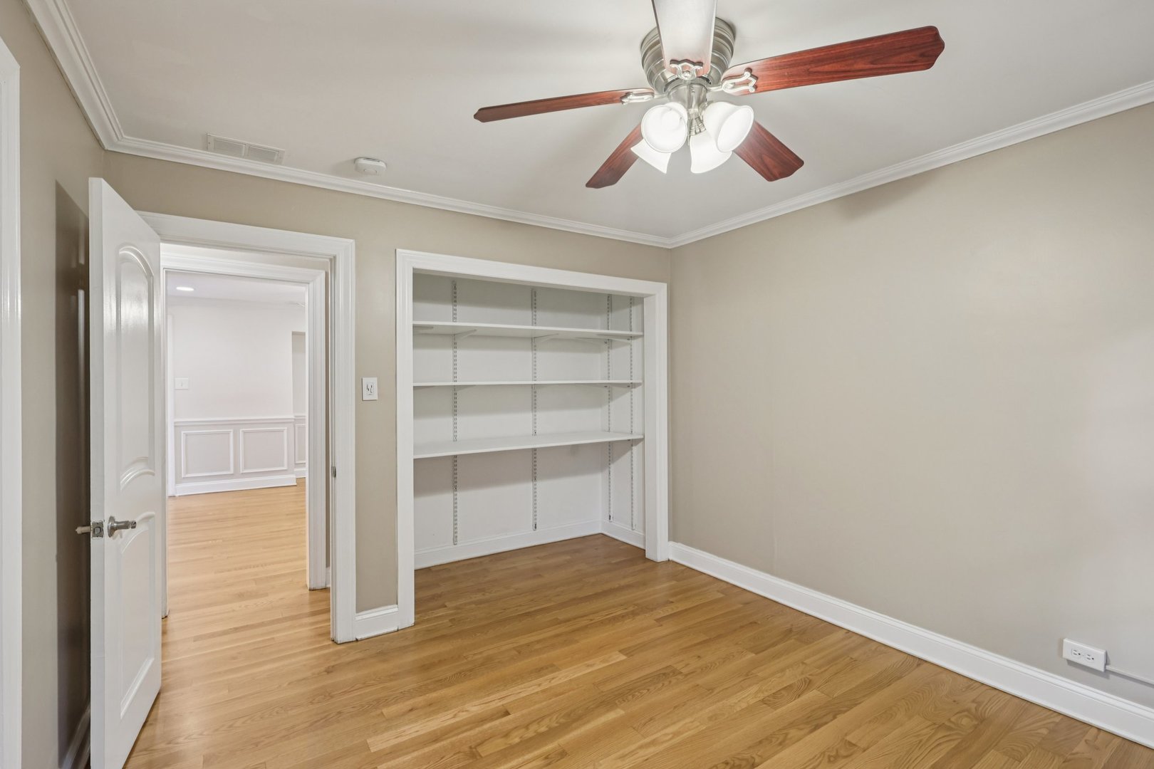 6619 Palma Lane, Morton Grove, IL 60053