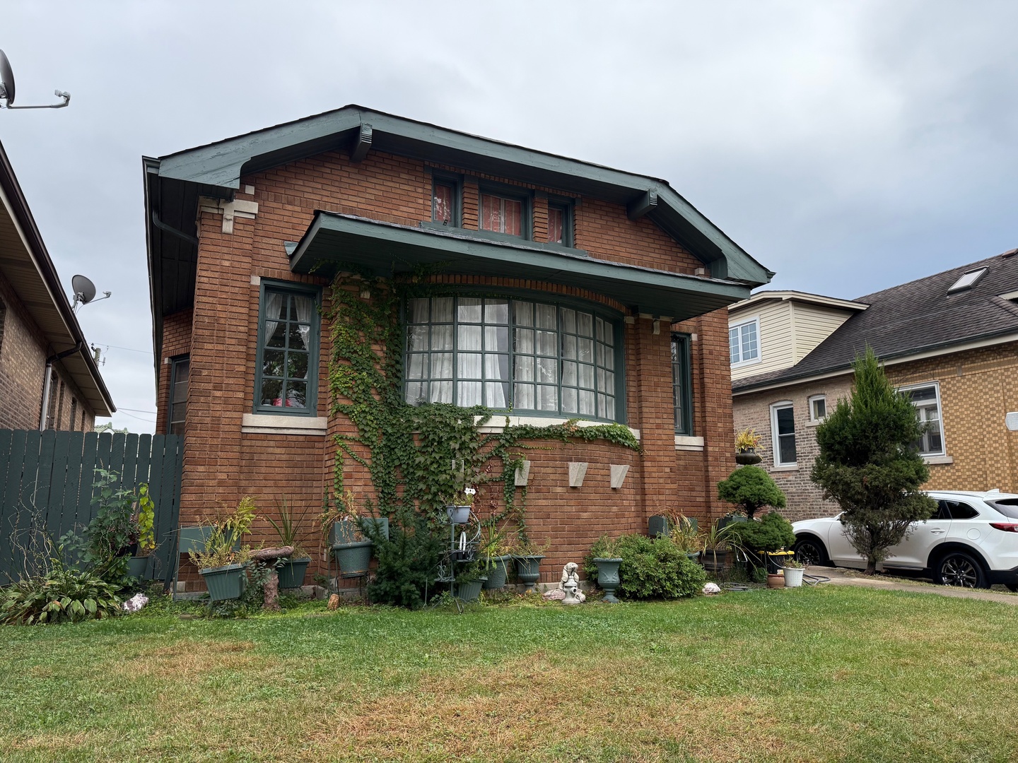6858 Riverside Drive, Berwyn, IL 60402