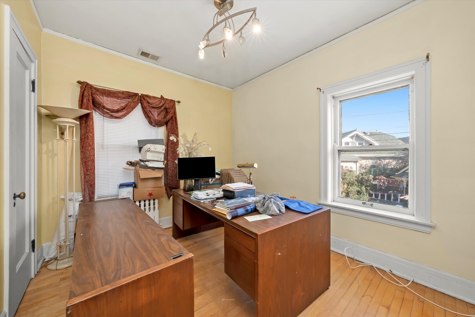 6858 Riverside Drive, Berwyn, IL 60402