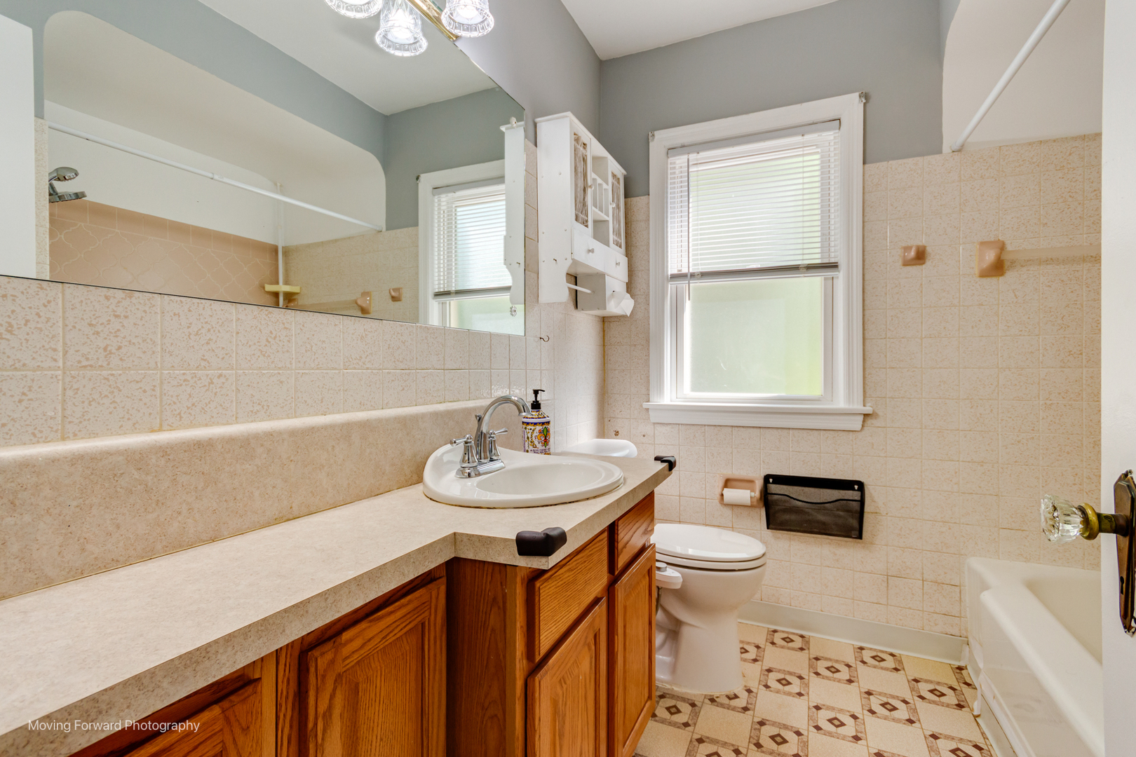 18623 Marshfield Avenue, Homewood, IL 60430