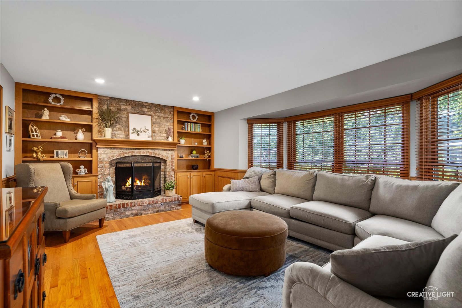 1924 Vassar Drive, Naperville, IL 60565