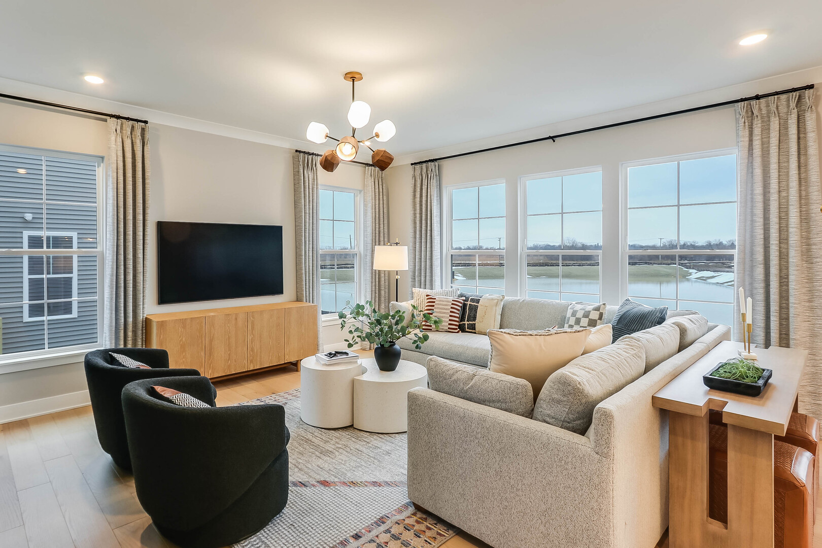 11310 Saxony Street, Huntley, IL 60142