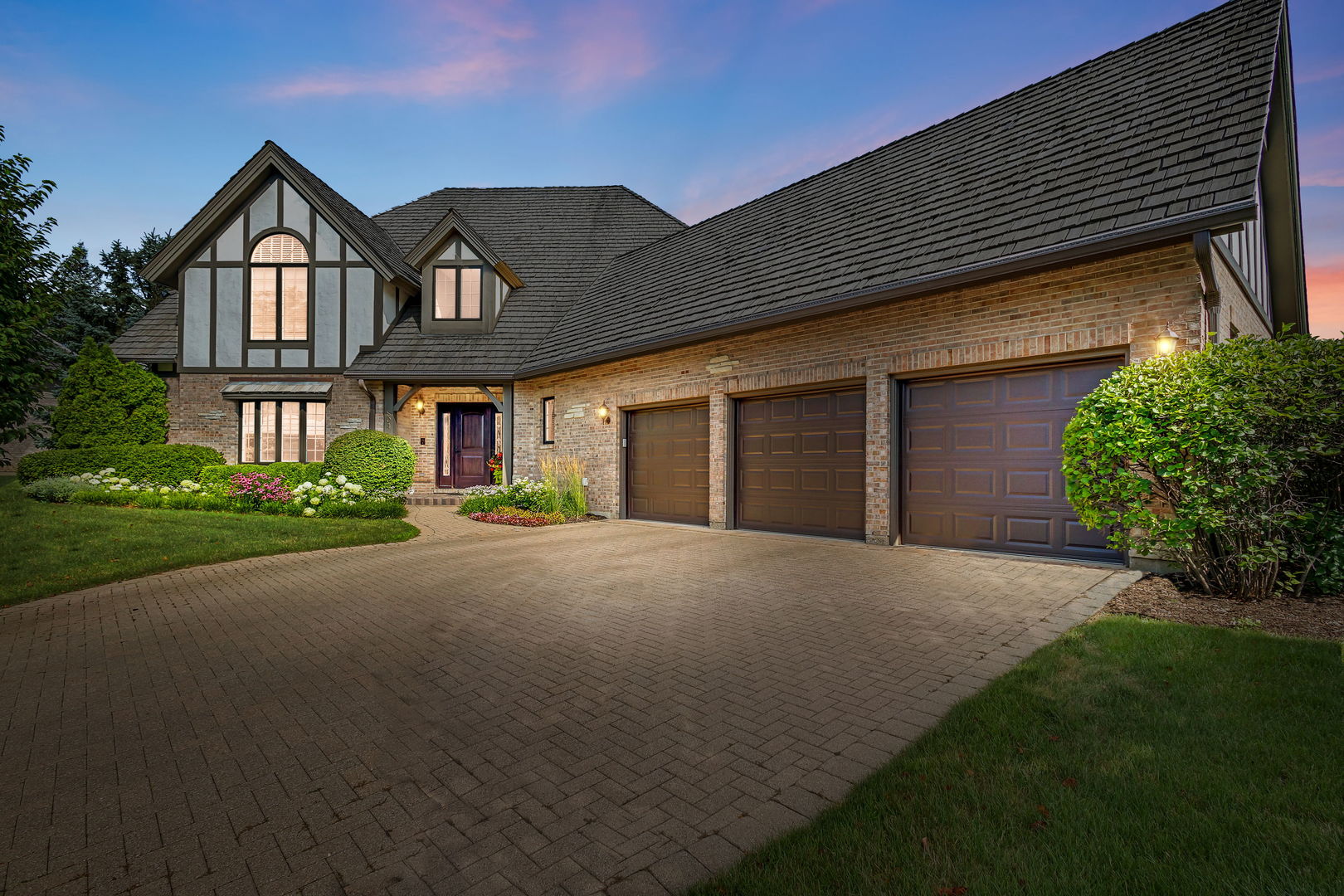 804 Kenmare Drive, Burr Ridge, IL 60527