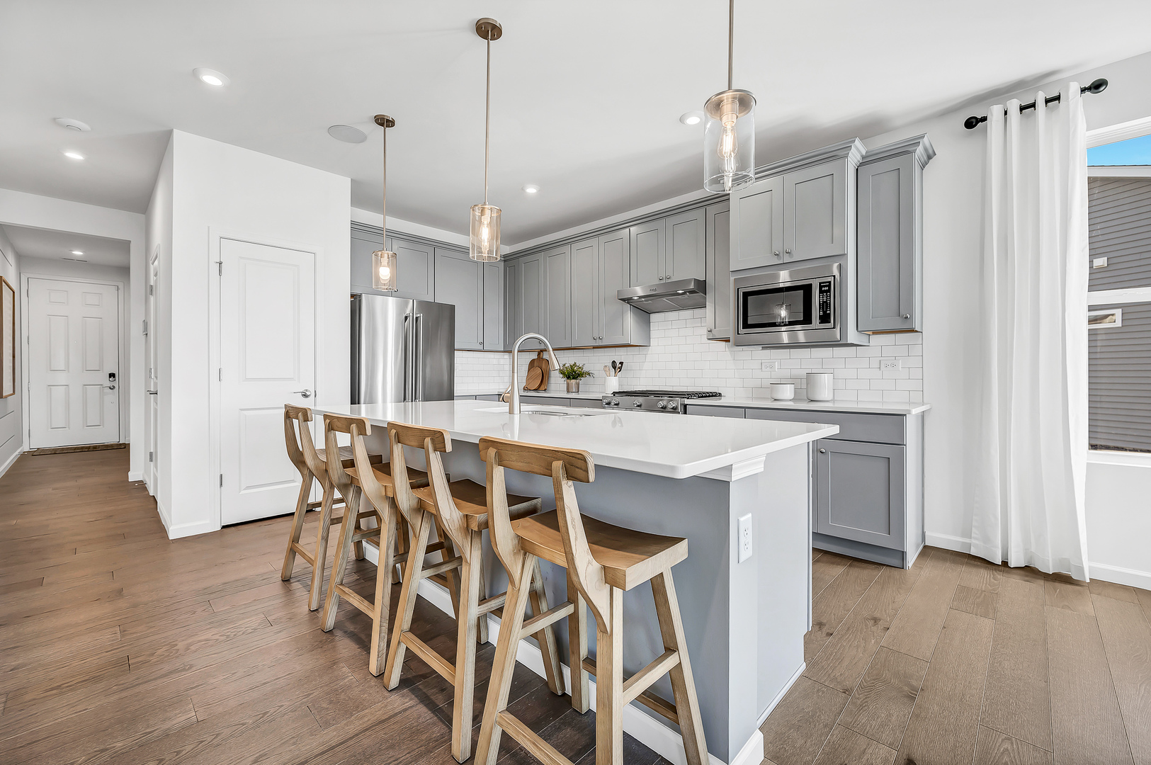 934 Houston Street, Batavia, IL 60510