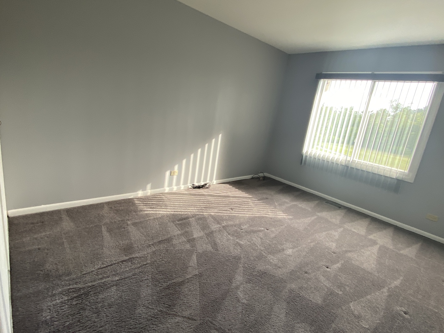 3108 ROBERTS Drive #6, Woodridge, IL 60517