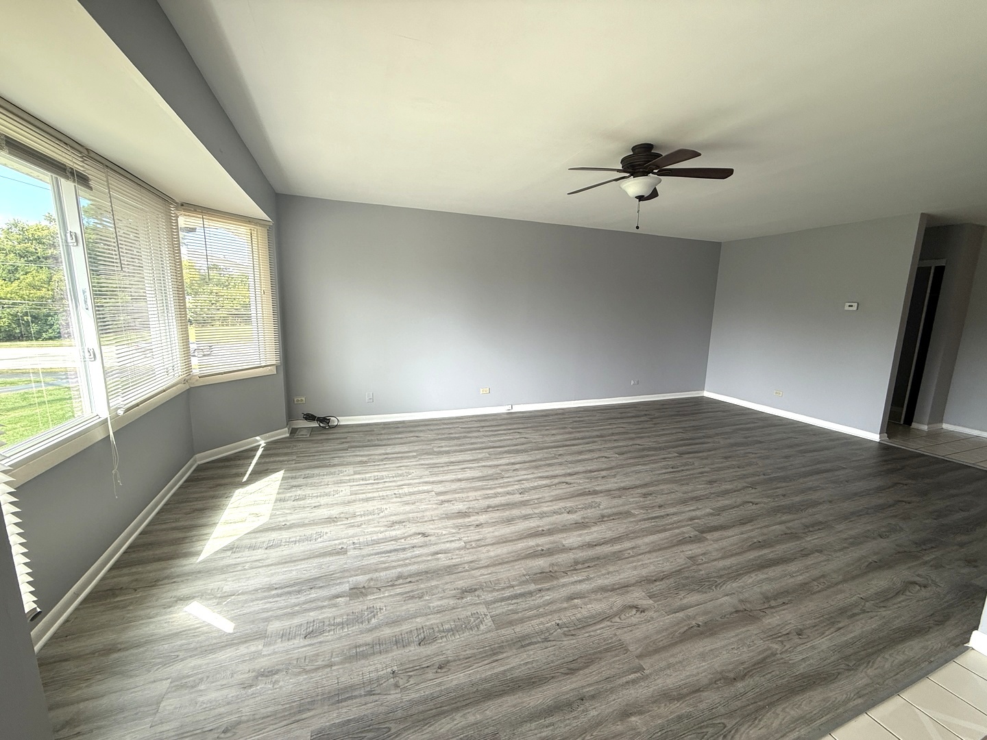 3108 ROBERTS Drive #6, Woodridge, IL 60517