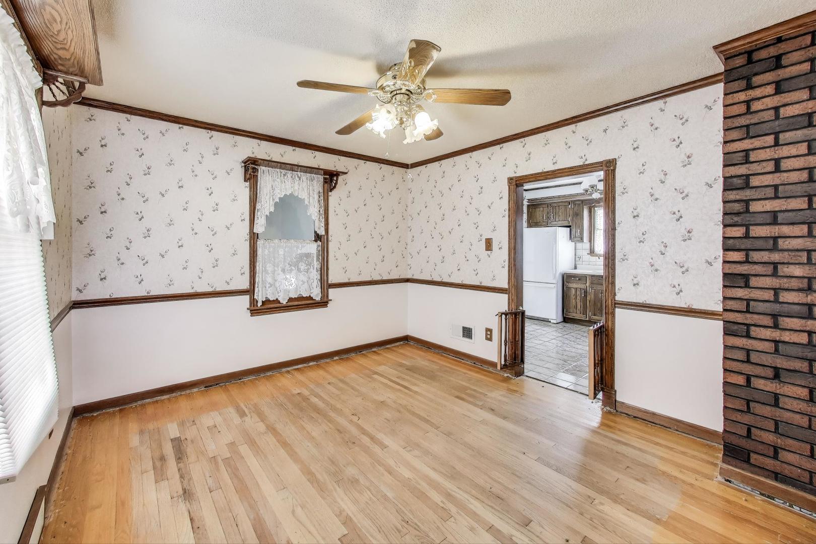 3221 N Opal Avenue, Chicago, IL 60634