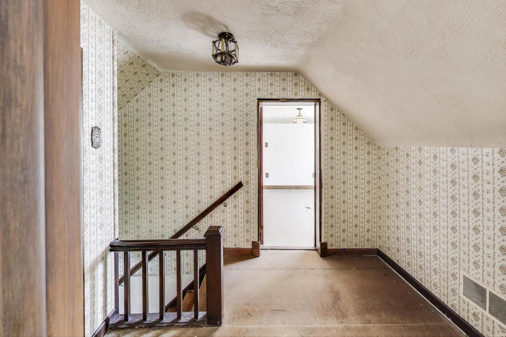 3221 N Opal Avenue, Chicago, IL 60634