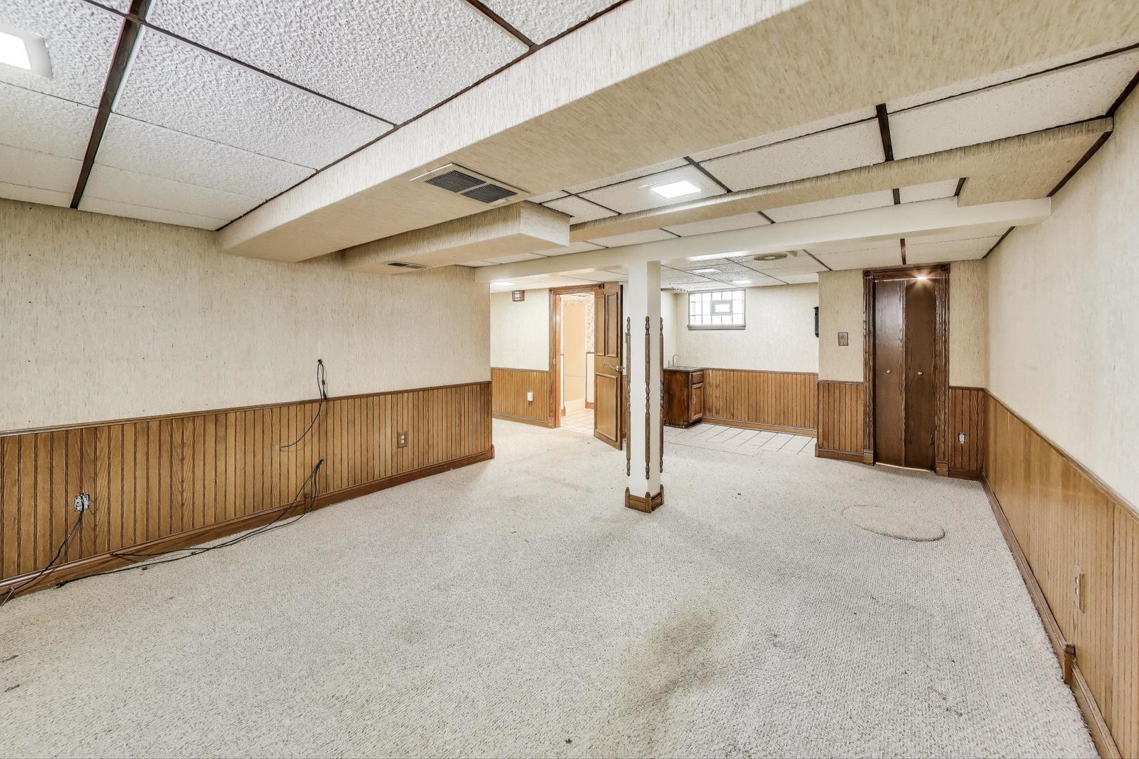 3221 N Opal Avenue, Chicago, IL 60634