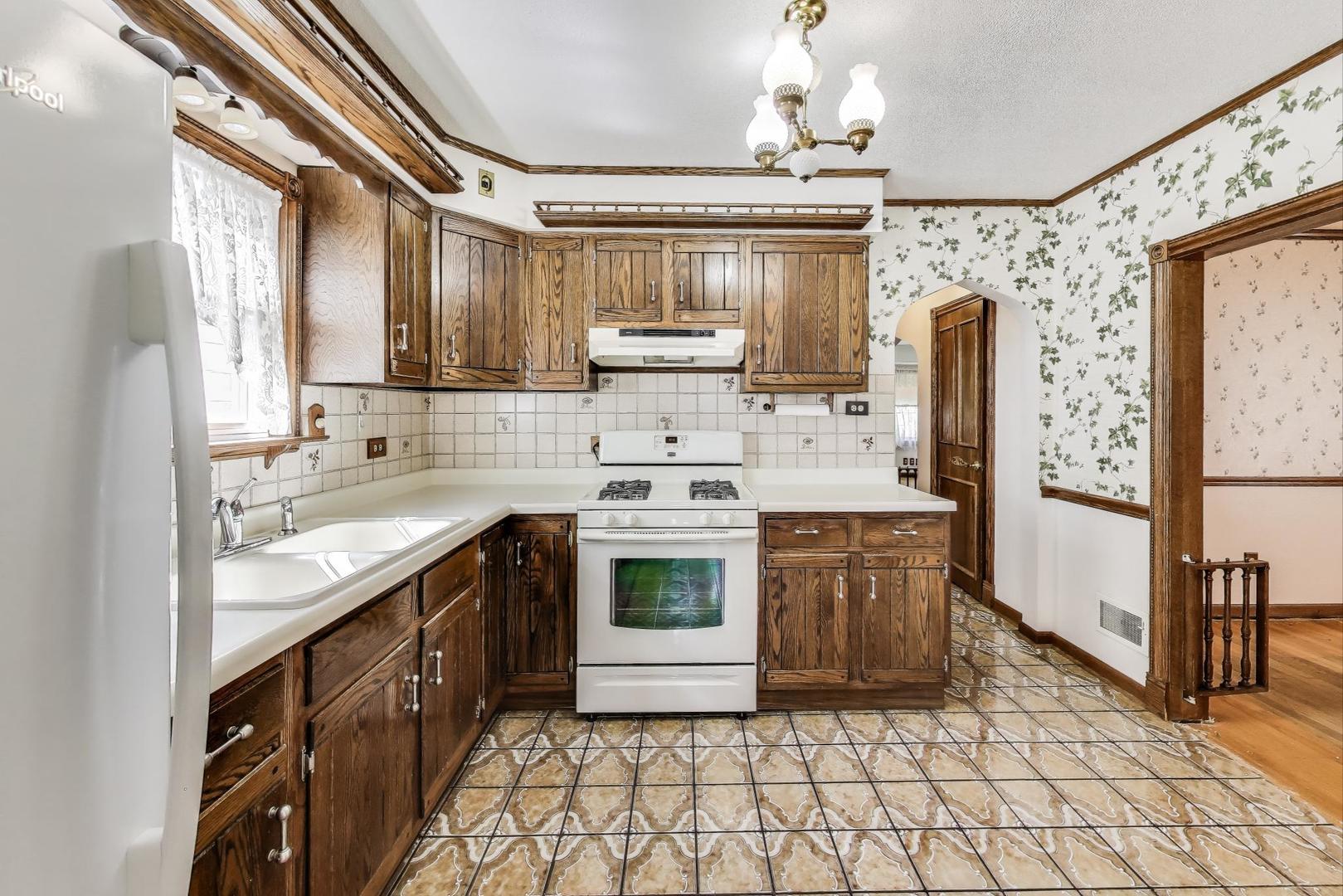 3221 N Opal Avenue, Chicago, IL 60634