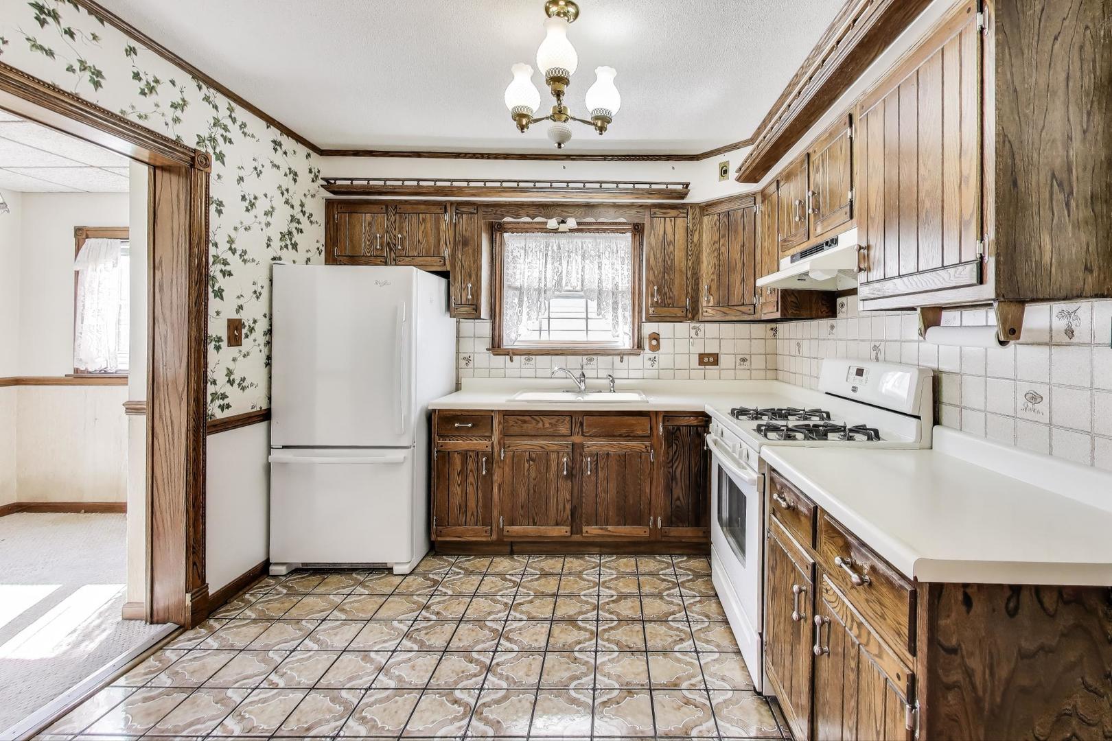 3221 N Opal Avenue, Chicago, IL 60634