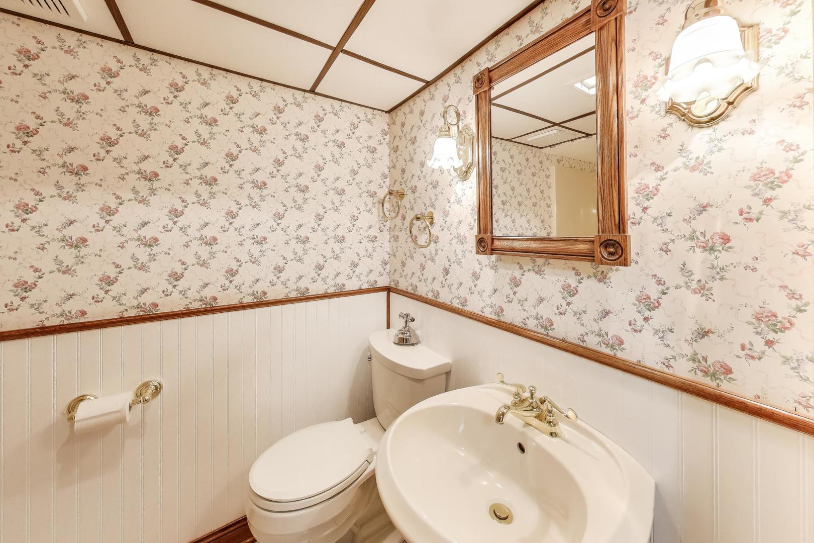 3221 N Opal Avenue, Chicago, IL 60634