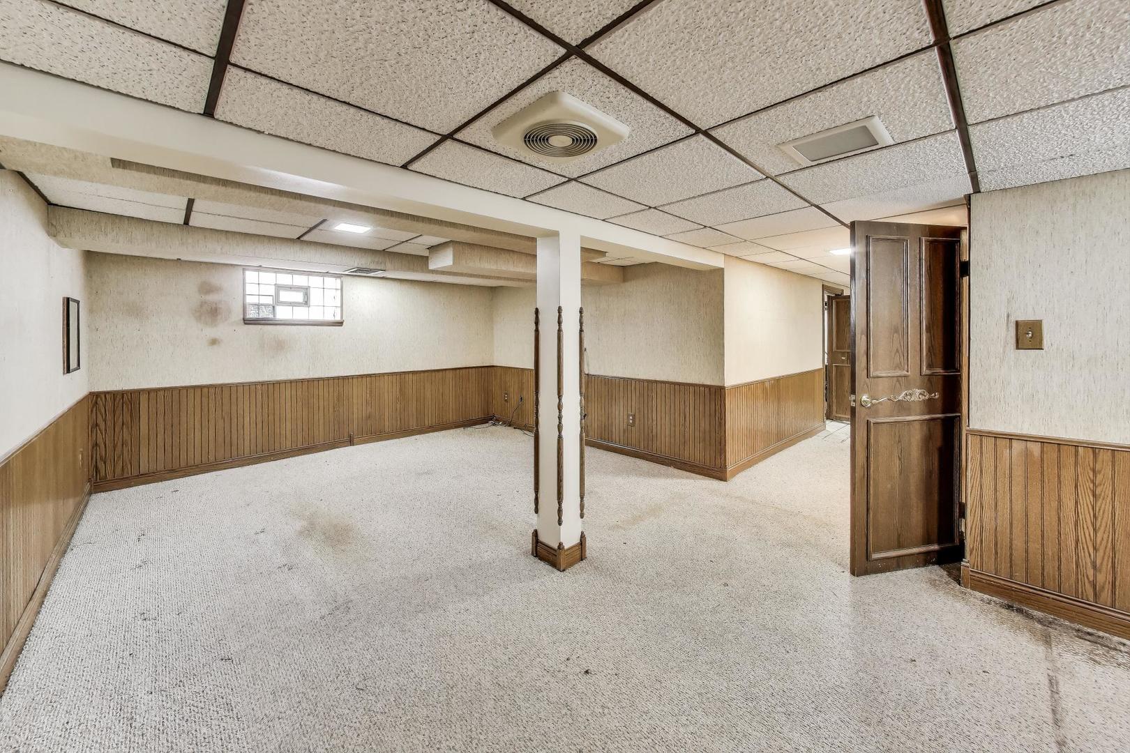 3221 N Opal Avenue, Chicago, IL 60634