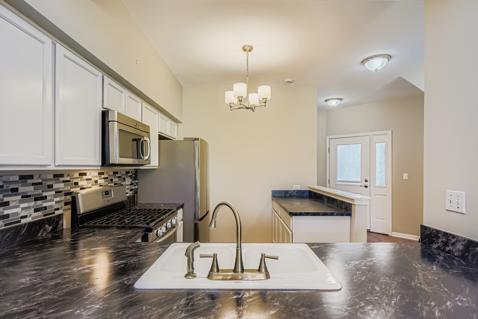 1162 Heartland Gate, Lake In The Hills, IL 60156