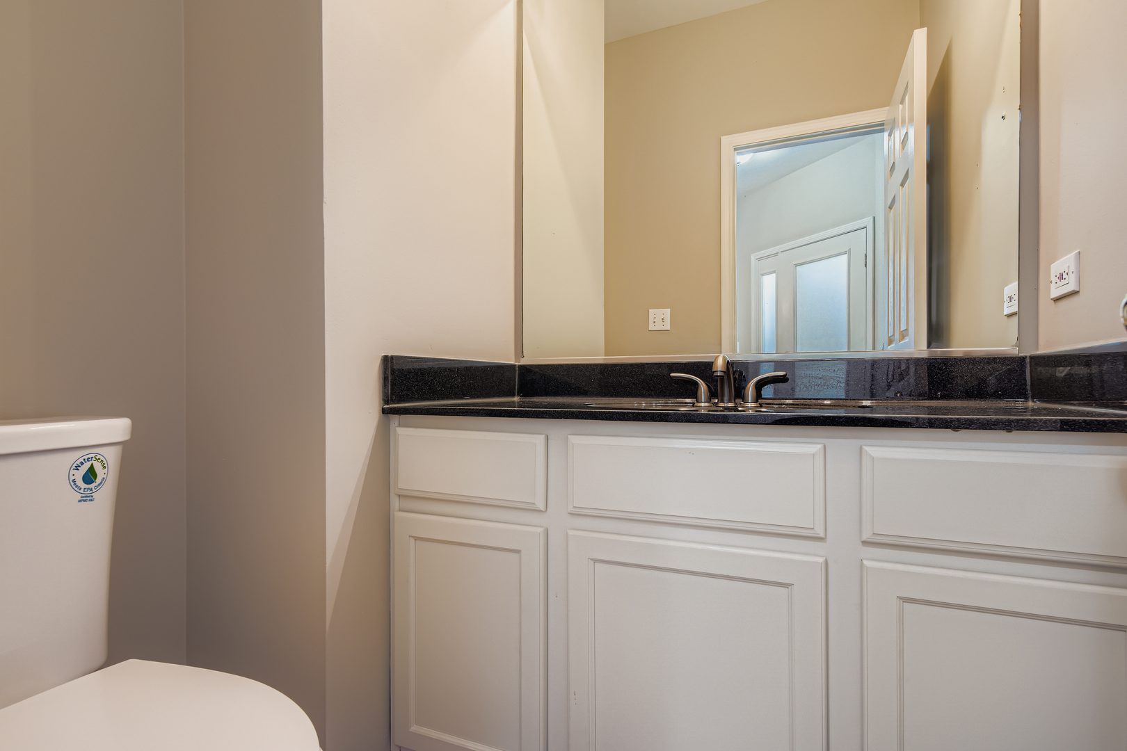 1162 Heartland Gate, Lake In The Hills, IL 60156