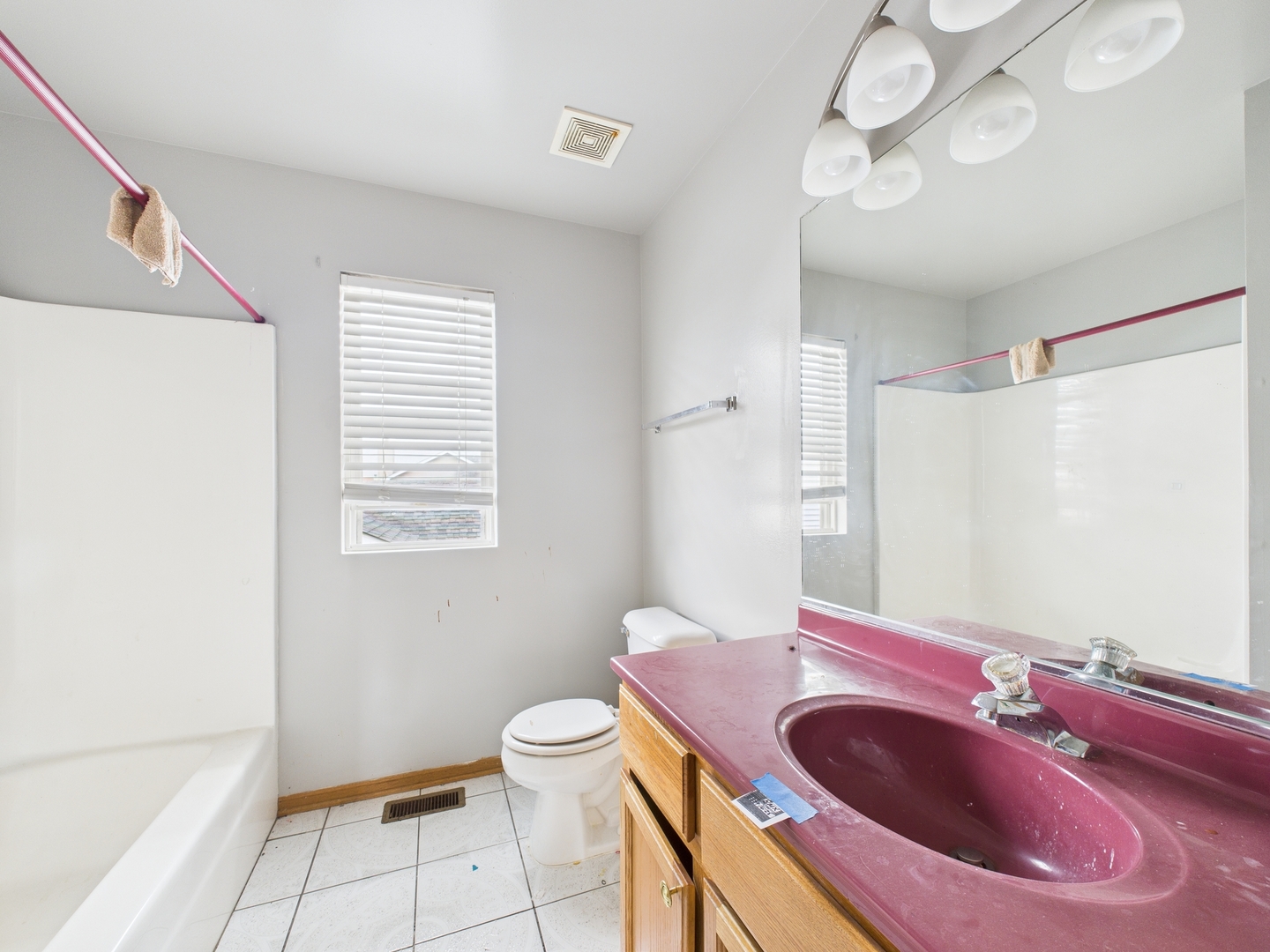 17942 Edwards Avenue, Country Club Hills, IL 60478