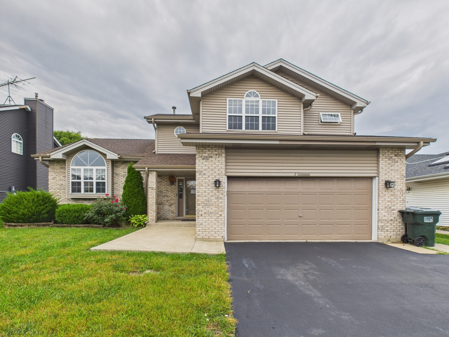 17942 Edwards Avenue, Country Club Hills, IL 60478