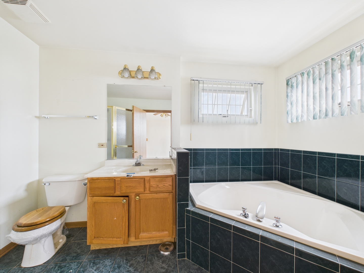 17942 Edwards Avenue, Country Club Hills, IL 60478