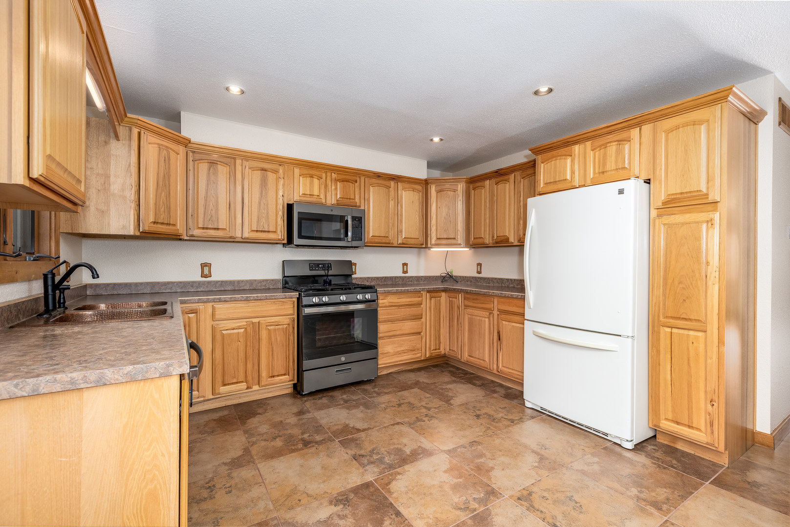 1522 E State Route 71, Ottawa, IL 61350