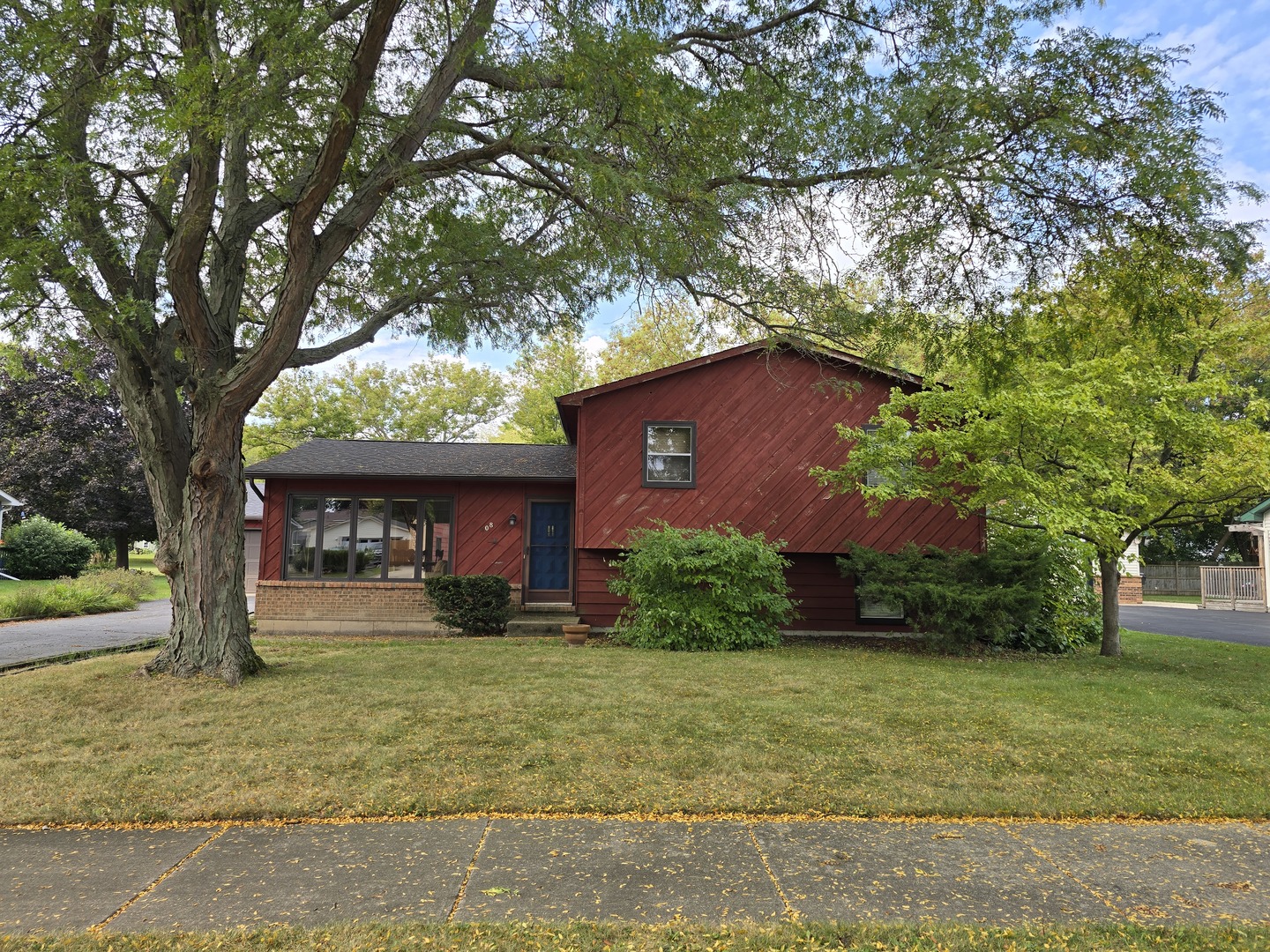 908 Kimberly Lane, Winthrop Harbor, IL 60096