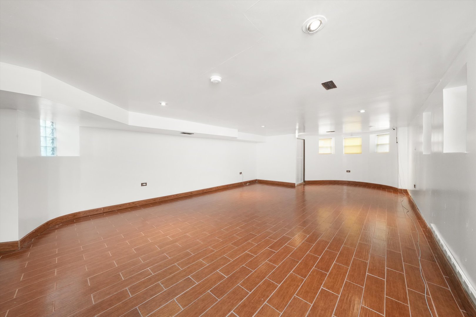 4540 S Prairie Avenue, Chicago, IL 60653