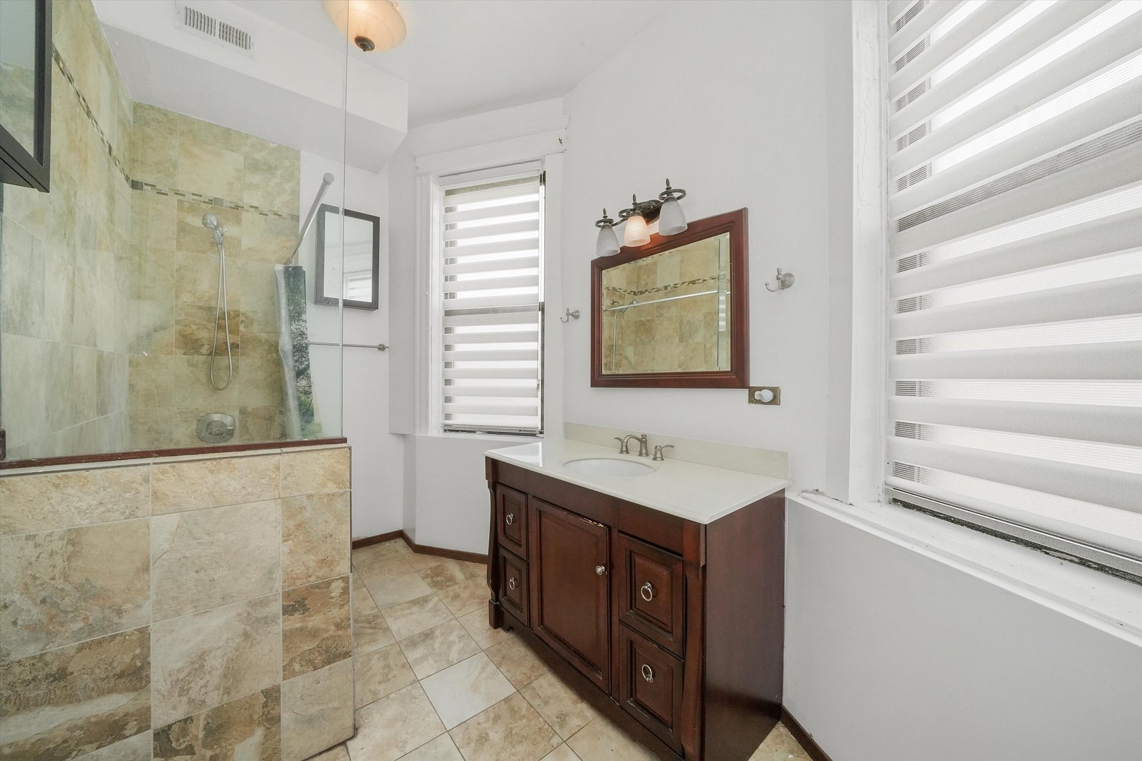 4540 S Prairie Avenue, Chicago, IL 60653