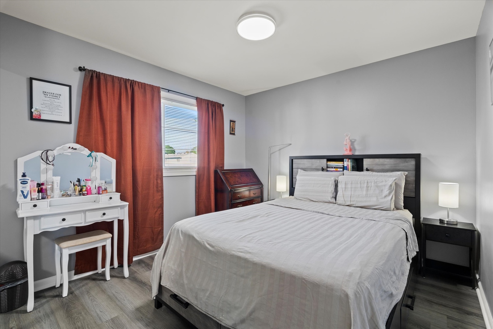 640 Rodenburg Road, Roselle, IL 60172