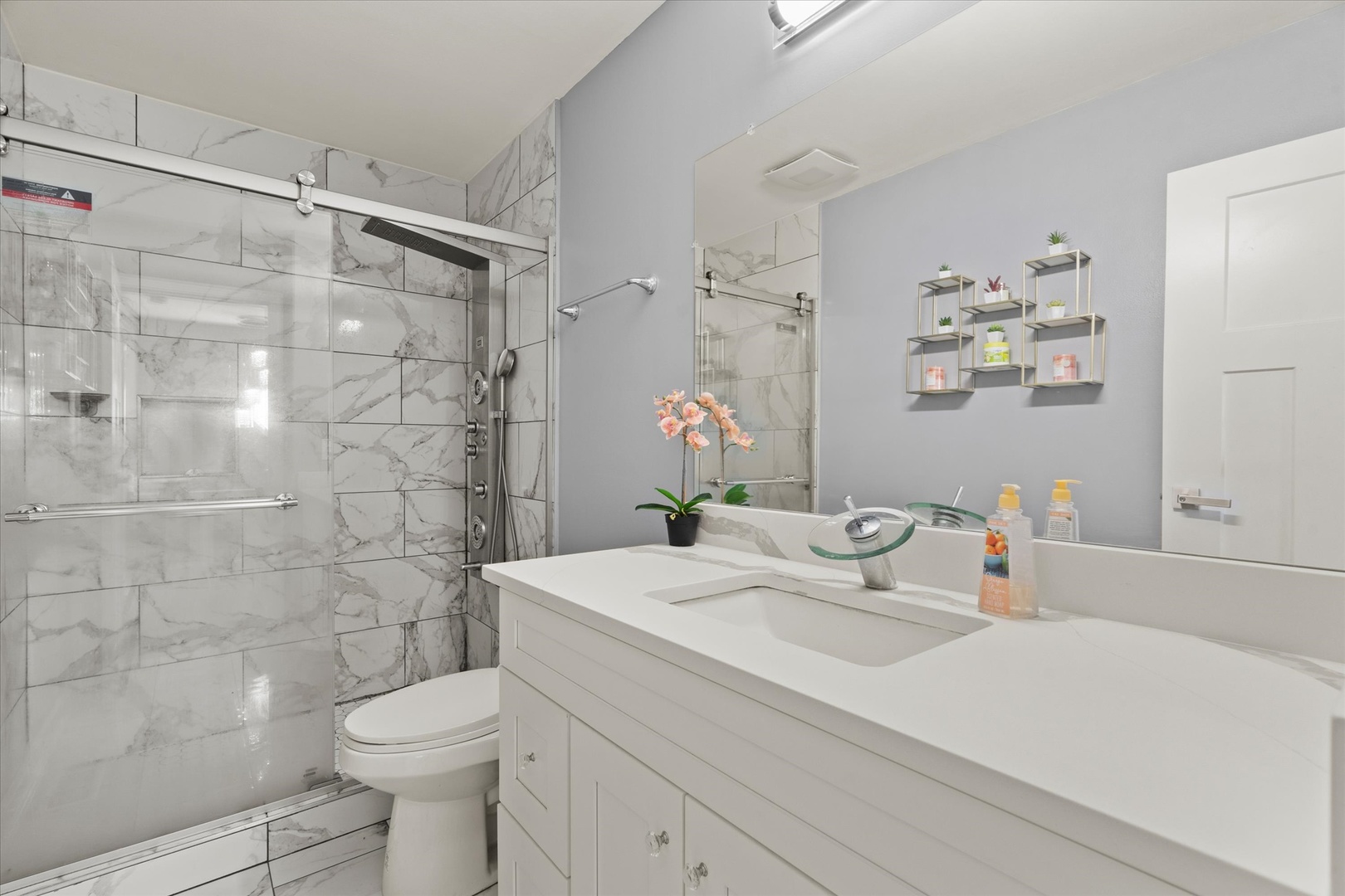 640 Rodenburg Road, Roselle, IL 60172