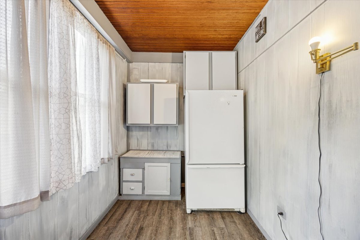 9431 S Turner Avenue, Evergreen Park, IL 60805