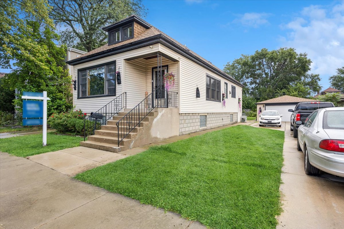 9431 S Turner Avenue, Evergreen Park, IL 60805