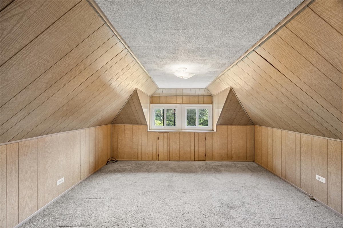 9431 S Turner Avenue, Evergreen Park, IL 60805