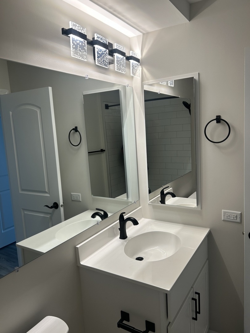 200 Park Avenue #427, Calumet City, IL 60409