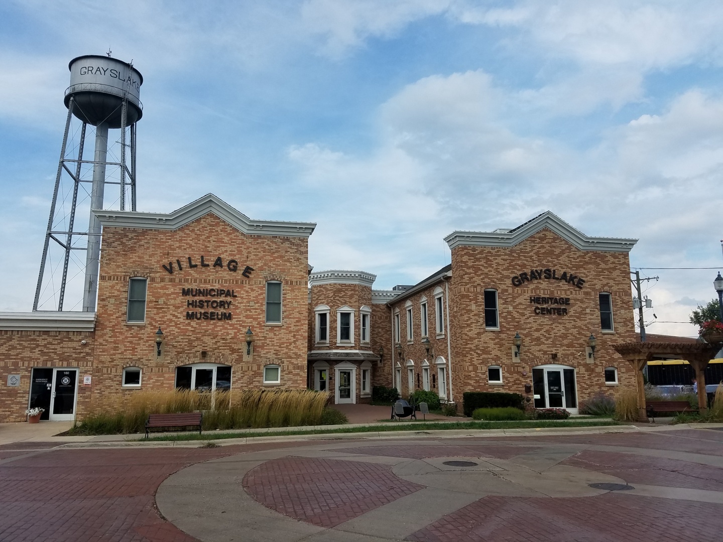 20295 W Washington Street, Grayslake, IL 60030