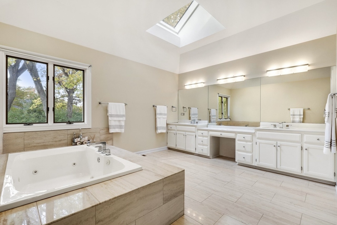 20194 Augusta Drive, Olympia Fields, IL 60461